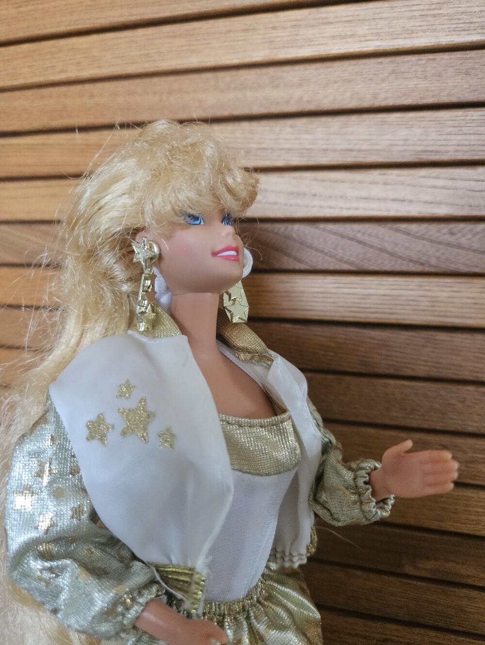1992 Hollywood Hair Barbie - Picture 2 of 8